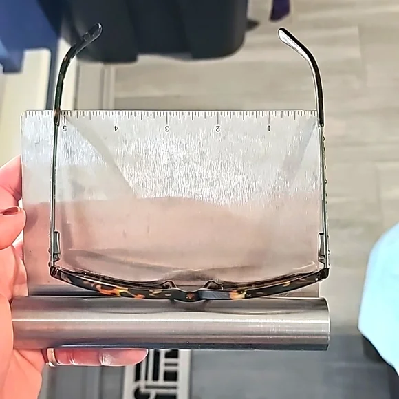 Guess Turtle Shell frames - Picture 5 of 7